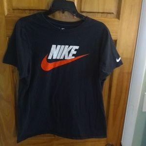 Nike Logo T-shirt